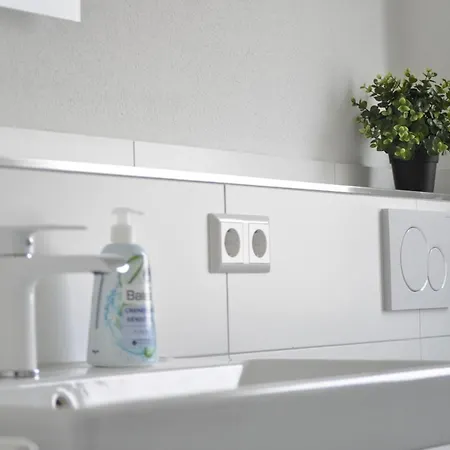 B Sleep & Work Gasthof Burgrieden