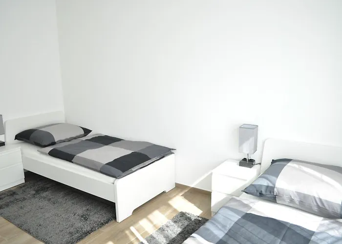 B Sleep & Work 招待所 Burgrieden